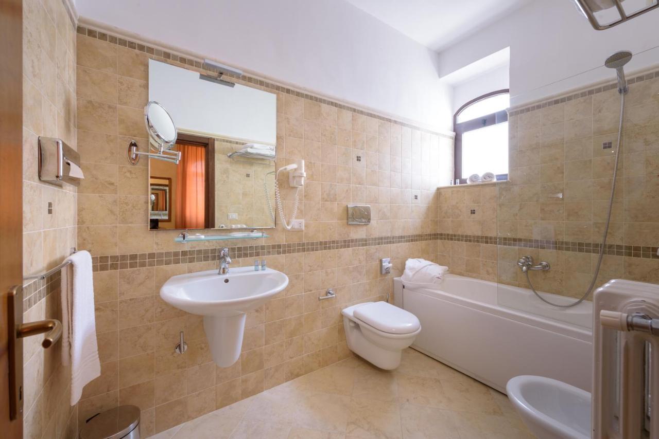 Leone De Castris Wine Hotel 3*