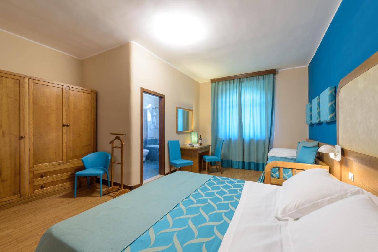 Hotel Leone De Castris Wine 3*