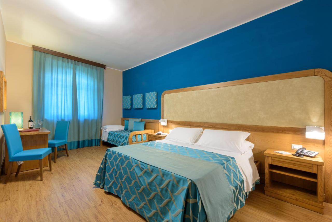 Hotel Leone De Castris Wine 3*