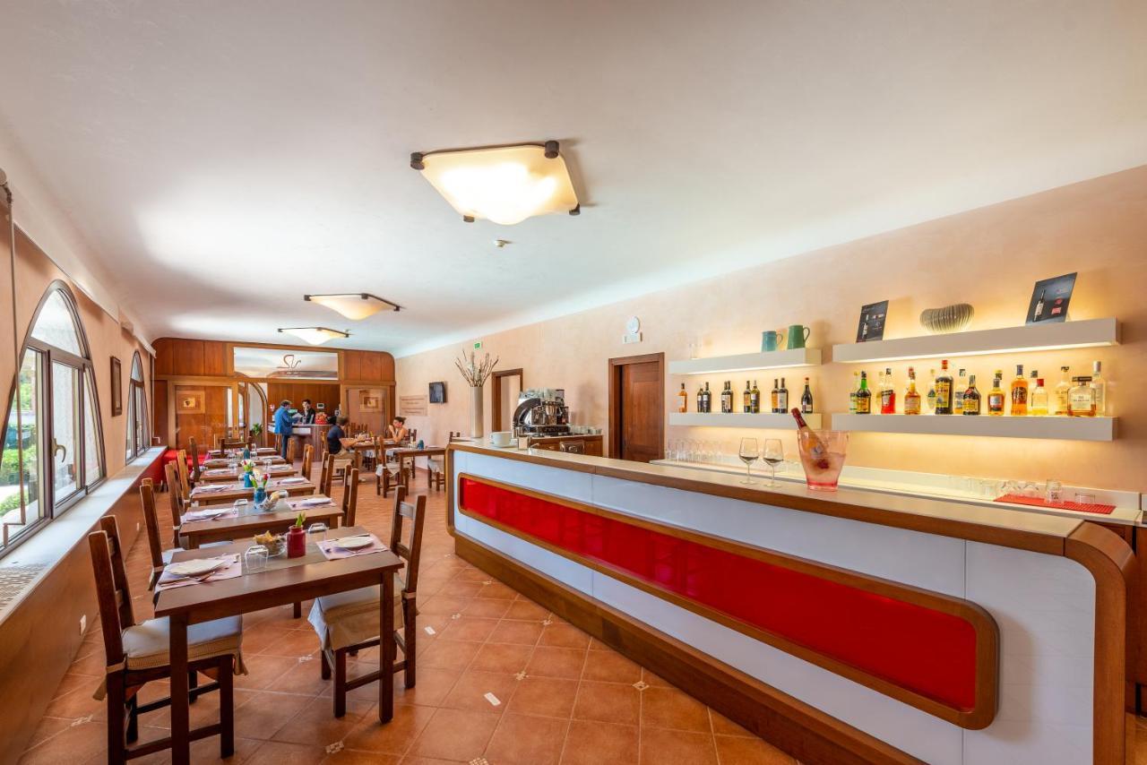 Hotel Leone De Castris Wine 3*