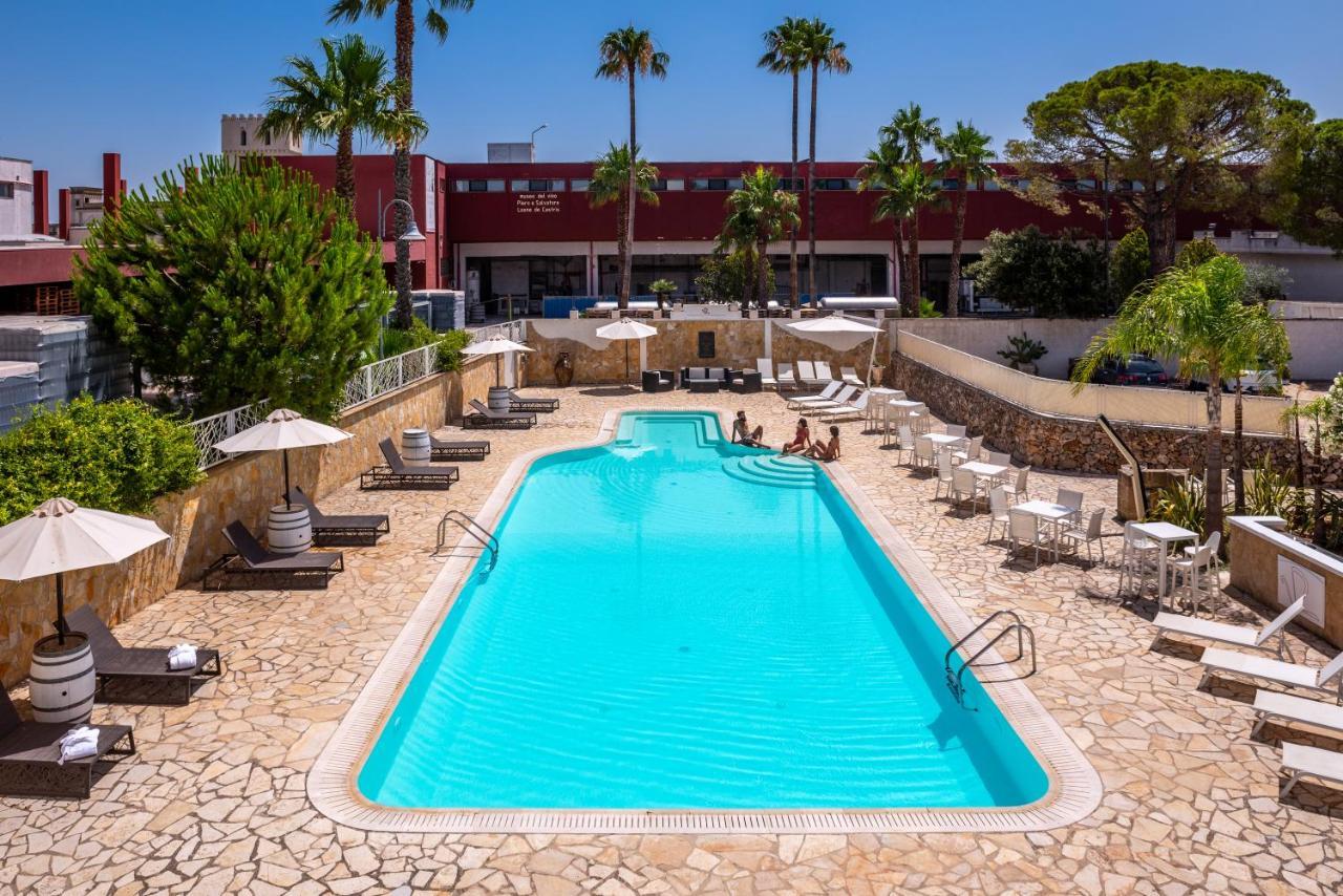 Hotel Leone De Castris Wine 3*