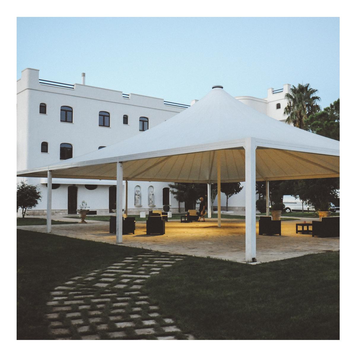 Hotel Leone De Castris Wine